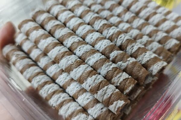 قیمت ویفر لوله ای فندوقی با کیفیت ارزان + خرید عمده